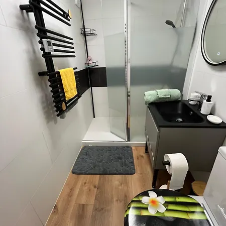 公寓 Habitation Buhel Plessé